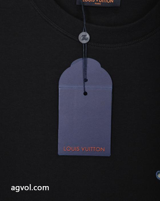 Louis Vuitton背中胸のカラー雲に布刺繍ジャカードアルファベットロゴ男女同型ヘッダー丸首長袖Tシャツ_0_3