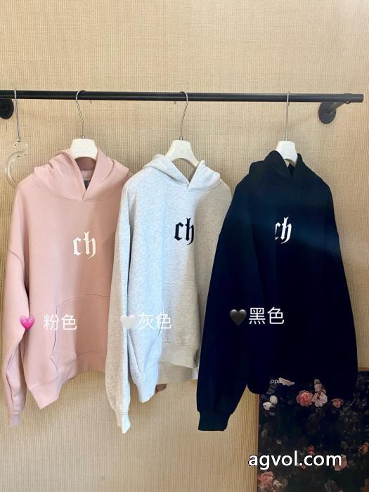 偽物 ブランドパーカー人気上昇中高級感が溢れたCHROME HEARTS_0_0