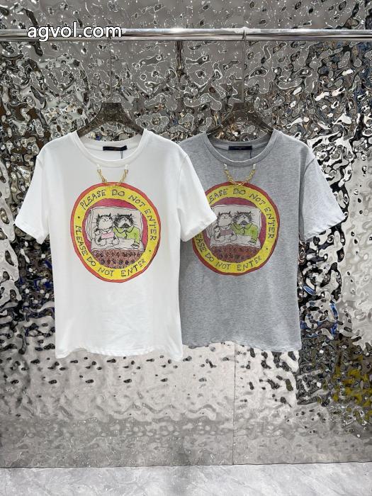 LOUIS VUITTON高級感ある今旬のシルエットバランス偽物 ブランド 販売半袖Tシャツ_0_4