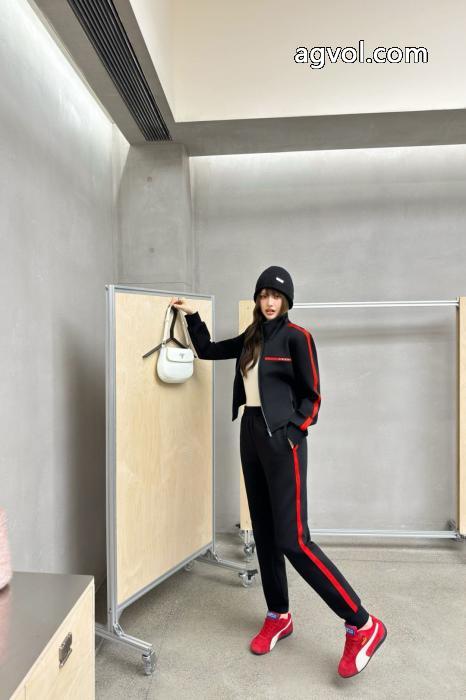 PRADA春秋新型高品質カジュアルスポーツスーツ女性 site: SML_0_1