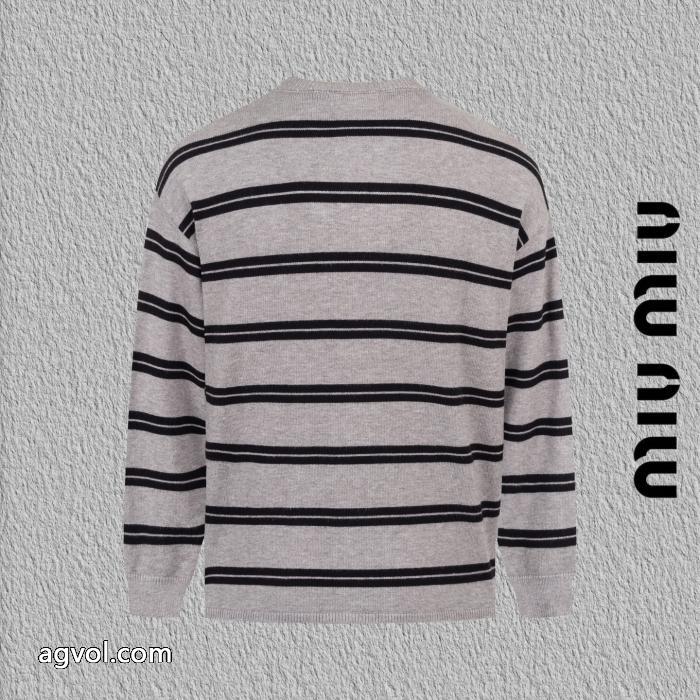 miumiu刺繍イニシャルストライプニットセーターコート_0_1