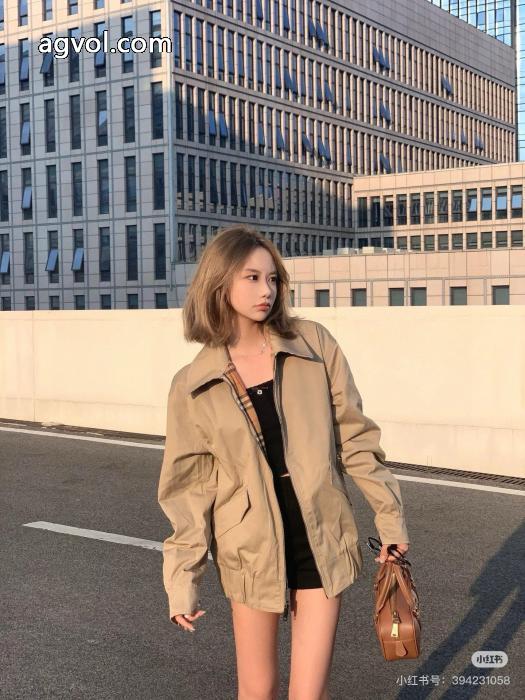 BURBERRY新作定番レインボーチェックリバーシブルジャケットジャケット_0_4