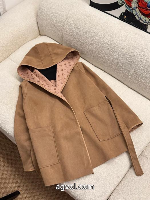 Louis Vuittonフルプリント老花クローバーアルファベットプリント両面キャップコートにベルト_0_0