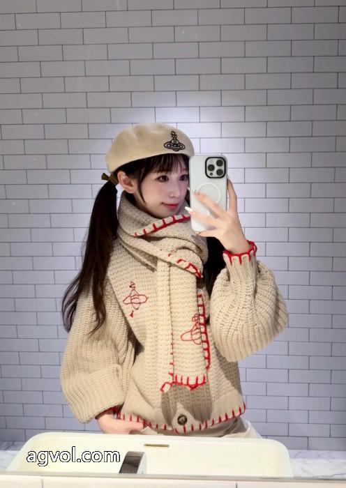 Vivienne Westwood限定レッドマーカーサターン刺繍ラウンドネック長袖バックルニットカーディガンマフラー2点セット_0_3