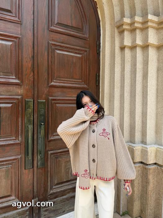 Vivienne Westwood限定レッドマーカーサターン刺繍ラウンドネック長袖バックルニットカーディガンマフラー2点セット_0_4