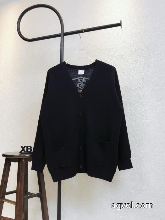 Burberryバーバリーバックウォーマーニットカーディガンセーターのコート_0_2