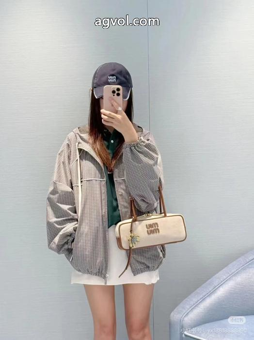 Miumiuチェック柄テクノロジー生地パイロットジャケットコート_0_1