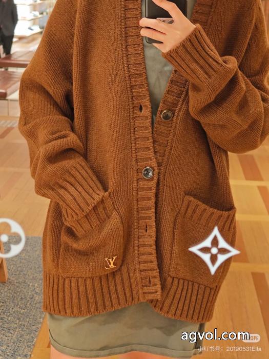 Louis Vuittonレトロなロゴニットカーディガンセーターのコート_0_5