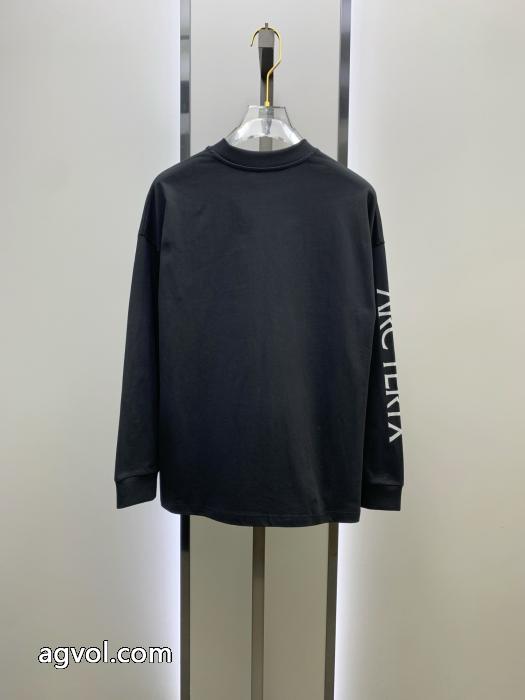 miumiu25ss秋の新作トレードオーダー丸首長袖タイツ長袖Tシャツ_0_0