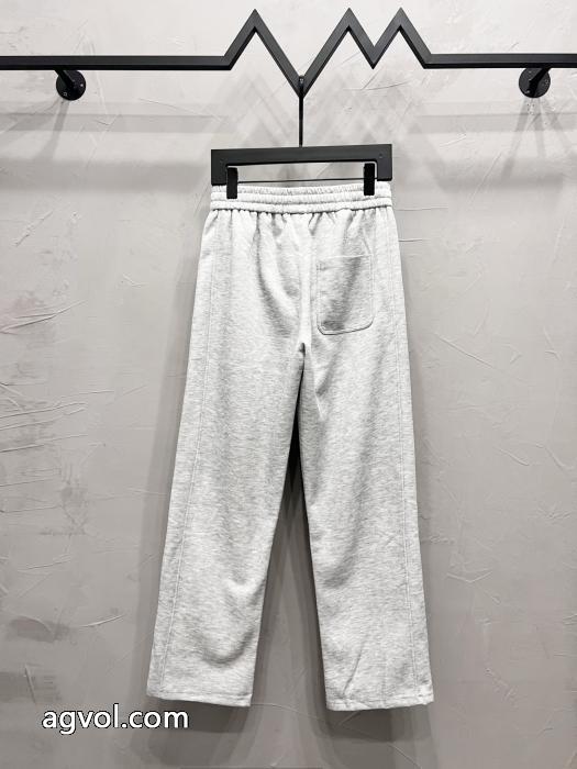 ブランド スーパー コピー 舗高級感が溢れた定番の人気商品スラックスLOEWE_0_3