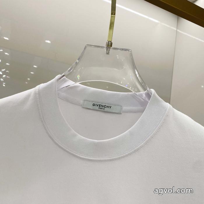 GIVENCHY 25 SS高バージョン胸貼りプリントロゴラウンドネック半袖Tシャツ_0_0