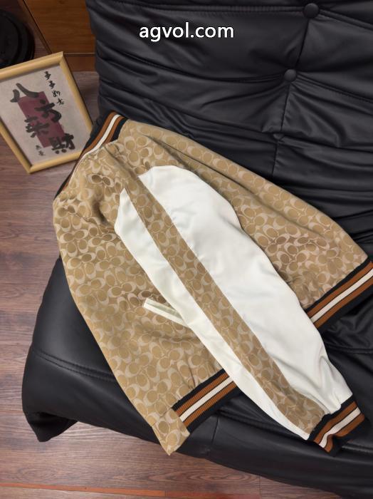Coachクラシックオールドフラワープリントの野球コート_0_4