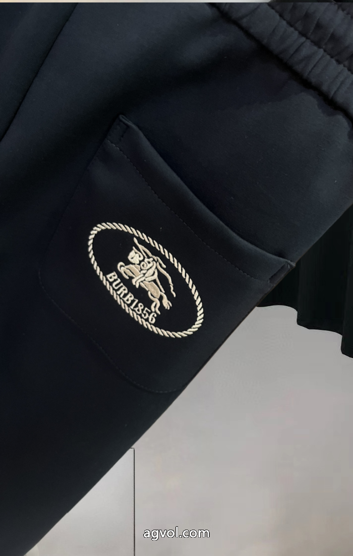 BURBERRYハイエンドバージョンは新型カジュアルパンツを独占提供_0_3