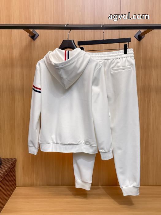 MONCLER2025秋冬大人気人気確定 セットブランド 品 コピー_0_4