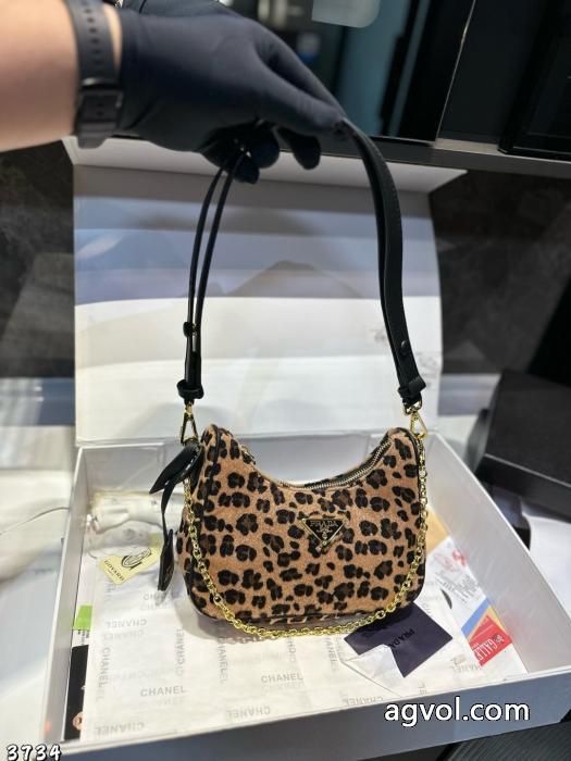プラダ今年もトレンド数量限定奇跡の入荷ブランド コピー  レディース女士バッグ_0_0