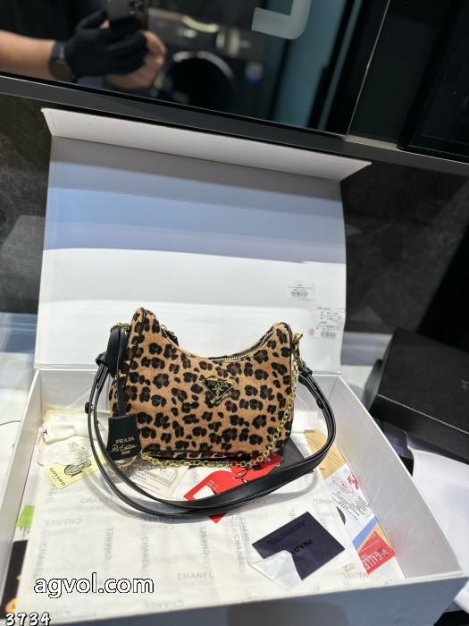 プラダ今年もトレンド数量限定奇跡の入荷ブランド コピー  レディース女士バッグ_0_3