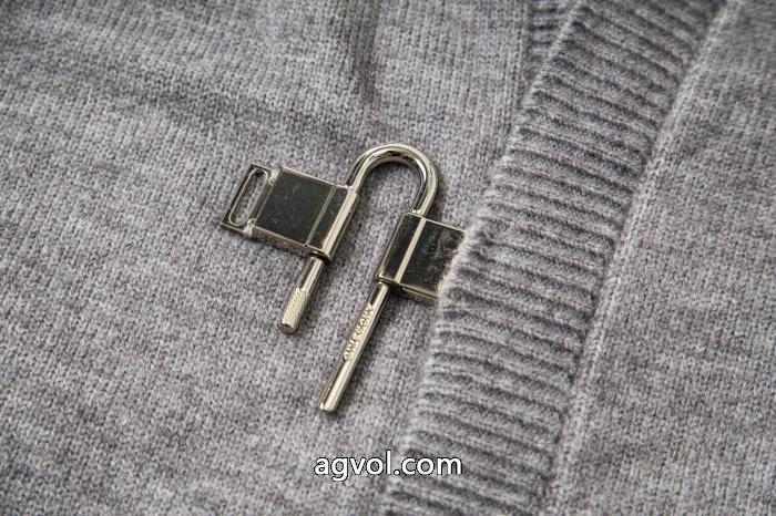 GIVENCHYの新作秋冬カーディガンセーターコート_0_1