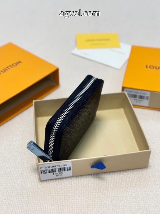 LOUIS VUITTONクロスファスナー小容量小銭入れ折りたたみ飛行機ケース_0_0
