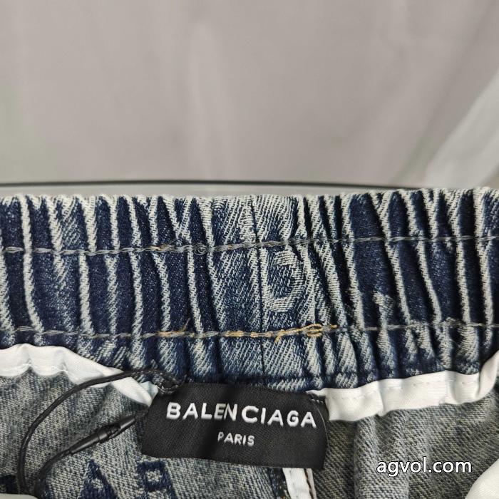 Balenciagaアルファベットロゴ弾幕満印タンニンジーンズ_0_0
