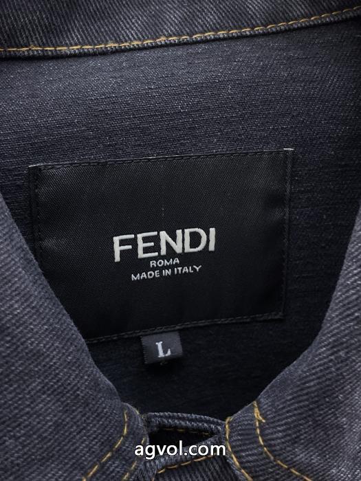 ブランド コピーFENDIデニムのコート話題性が高い秋冬人気新作秋季新作品_0_3