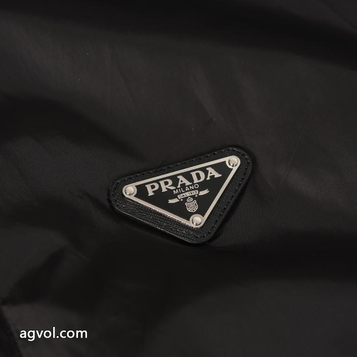 Prada25SSリバーシブルマルチカラーナイロンロゴジャケット_0_1