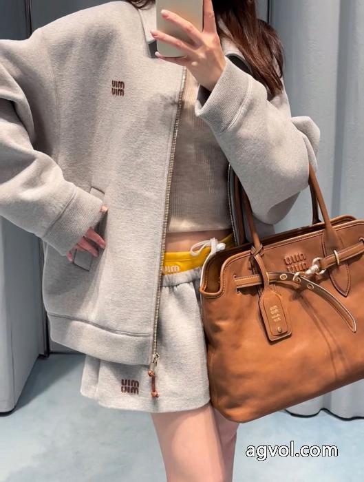 MIUMIUアルファベットステッチエアレイヤージップジャケットジャケット_0_0