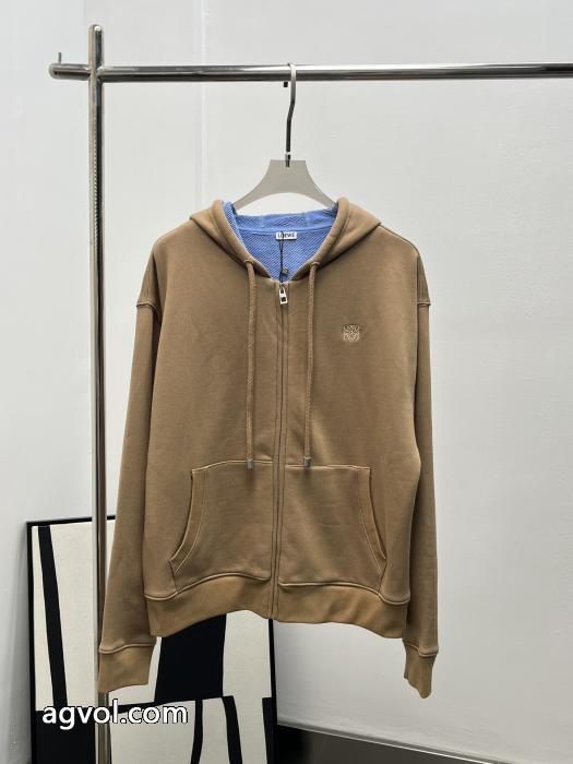 Loewe 2025新作トーテム刺繍柄キャップコート_0_0