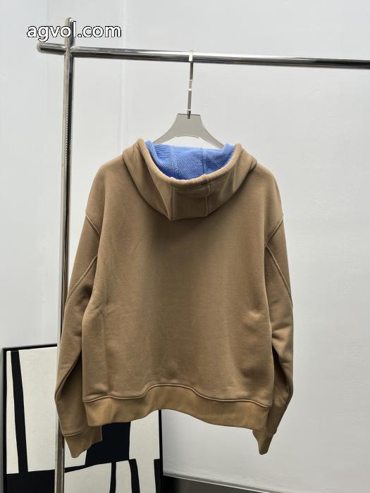 Loewe 2025新作トーテム刺繍柄キャップコート_0_1