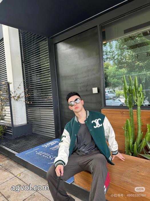 Celine2025 ssランニングモデル学院風緑と白のぶつかり色の野球服ジャケット_0_1