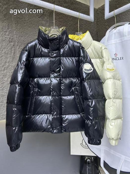 平日限定即納商品 2025年人気商品 在庫一掃セールブランド コピー 激安ダウンジャケットモンクレール_0_2