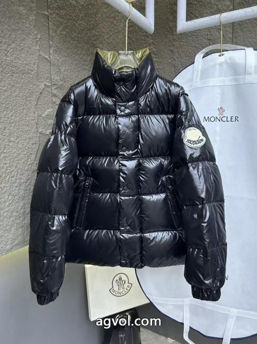 平日限定即納商品 2025年人気商品 在庫一掃セールブランド コピー 激安ダウンジャケットモンクレール_0_3