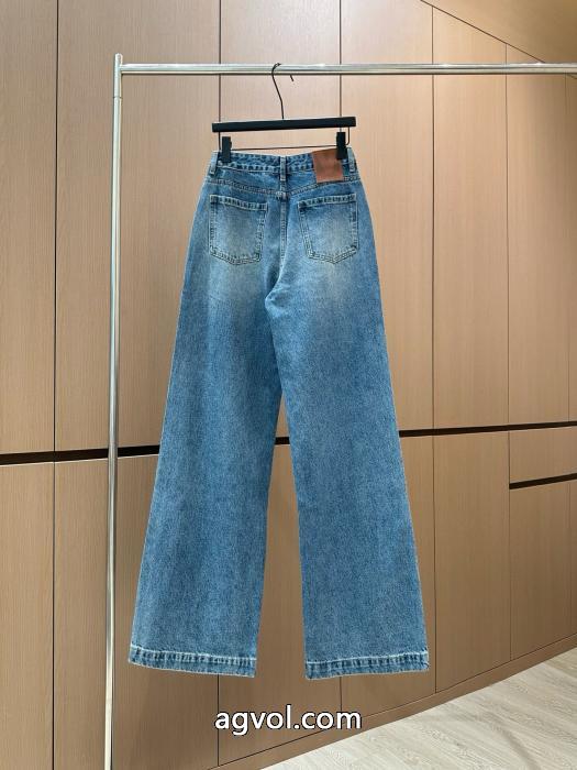 ヴァレンティノジーンズ人気新作登場 実用性が高い SALE特価コピー ブランド 通販_0_2