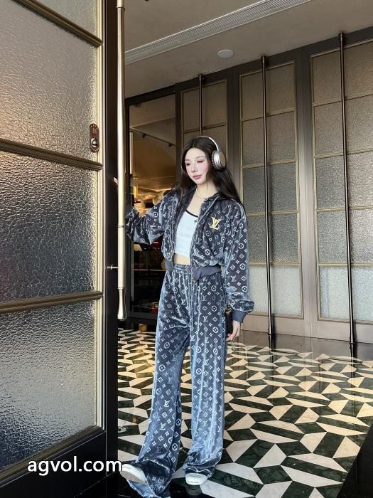 セットブランド 偽物 激安 通販LOUIS VUITTON2025新作セール 着心地抜群 新作入荷セール_0_1
