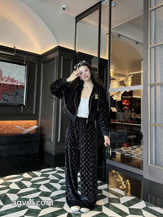 セットブランド 偽物 激安 通販LOUIS VUITTON2025新作セール 着心地抜群 新作入荷セール_0_5