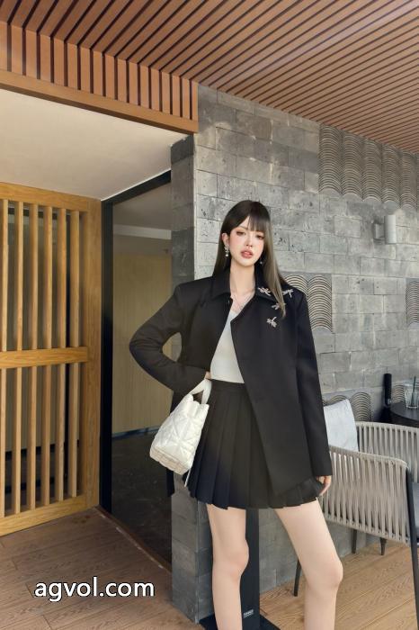 ブランド コピー 着払いコート今年人気アイテム 最安挑戦 最新モデルも顧客セールで格安DIOR_0_3