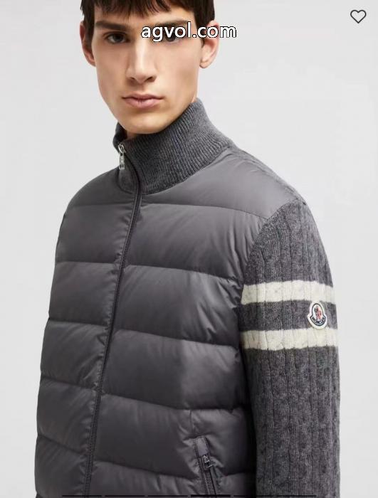 偽 ブランド 販売実用品 レディース財布 25ＡＷ美品MONCLERダウンジャケット_0_0