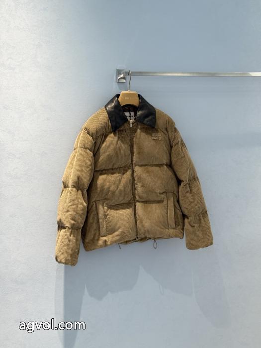 MIUMIUダウンジャケットスーパー コピー 品国内正規品送料無料 品質高き人気アイテム ネット販売限定_0_0
