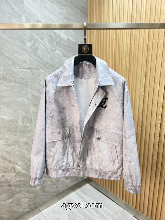 値下げ！ 秋冬限定色や海外限定 高級素材LOUIS VUITTONブランド アクセサリー 激安ジャケット_0_5