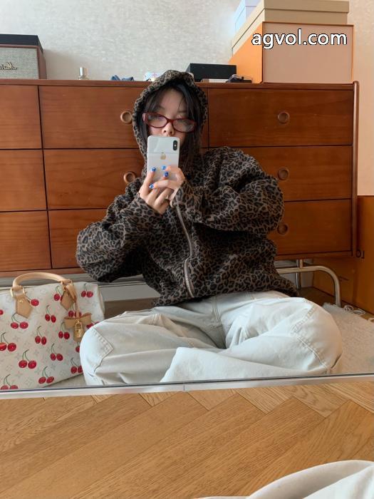 人気売れ筋商品 値段が安い高品質 お洒落新作ブランド 通販 激安パーカーSUPREME_0_4