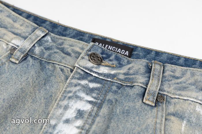 冬の定番スタイル 最新作正規品 涼しげな印象のブランド コピー バックジーンズbalenciaga_0_1
