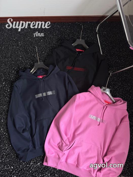 2025最高ランキング 抜け感や着心地重視 秋冬物先行発売 SUPREME偽 ブランド 販売パーカー_0_4