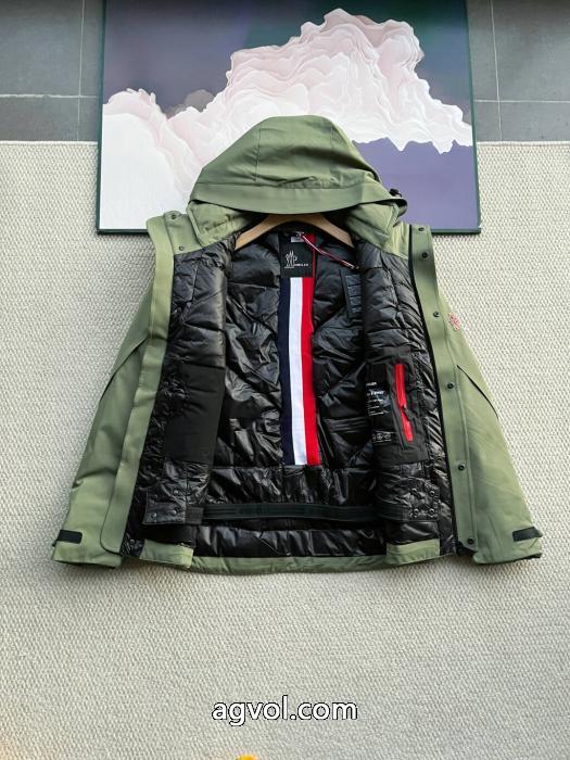 上質な素材採用 オフィスにも ギフトに最高ブランド 偽物 激安 通販ダウンジャケットMONCLER_0_5