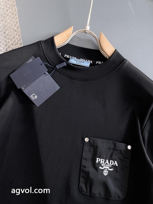 長袖Tシャツプラダブランド コピー 販売 店今流行 稀少*新品 2025限定新作_0_1