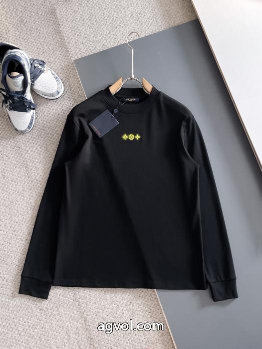 人気沸騰中 高級感のある 2025年限定発売新品ルイ ヴィトンブランド コピー長袖Tシャツ_0_2