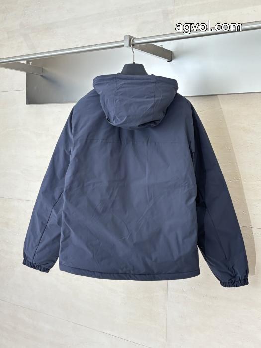 大幅に値下げ 高級品 特に人気スーパー コピー 品ダウンジャケットMONCLER_0_0