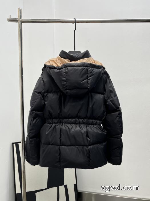 ダウンジャケット期間限定SALE 送料込み 希少品 人気セール高品質MONCLERスーパー コピー 安心_0_0