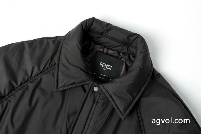 トレンド新作 今年新作登場 ホリデー限定ジャケットブランド コピー バックFENDI_0_1