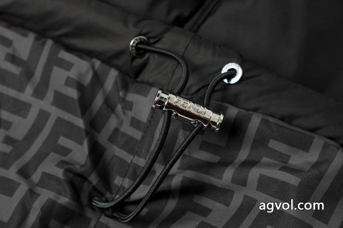 トレンド新作 今年新作登場 ホリデー限定ジャケットブランド コピー バックFENDI_0_2