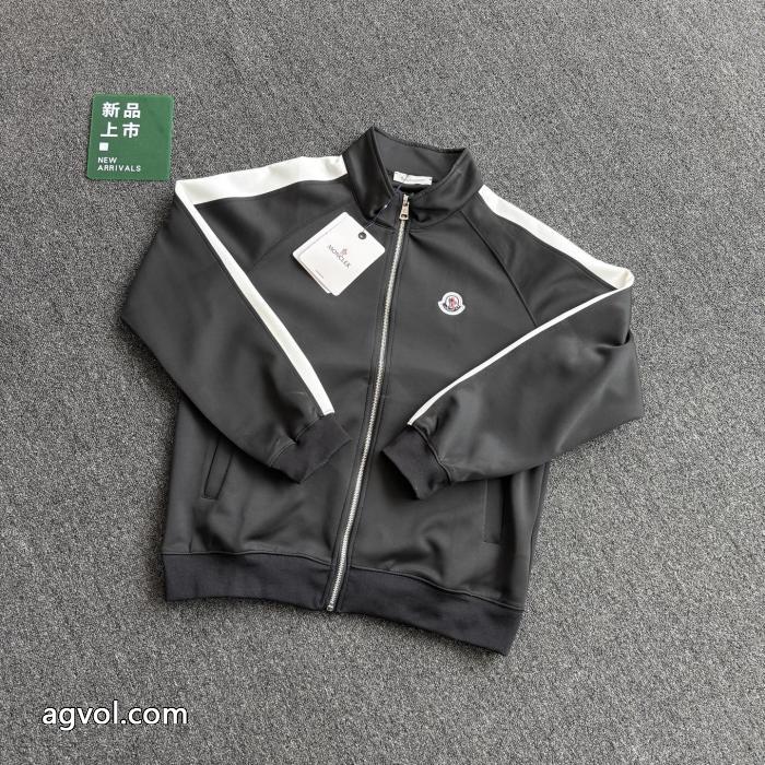 セット落ち着いた感覚 新着入荷 秋冬トレンドコピー ブランド 販売MONCLER_0_1