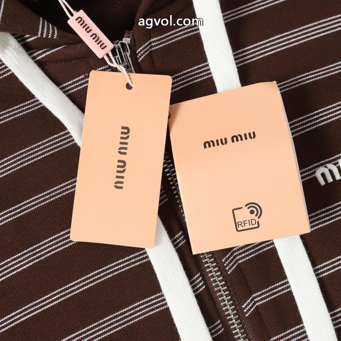 コピー 商品 販売コート若々しい 激安通販 若者世代に人気が高いMIUMIU_0_2